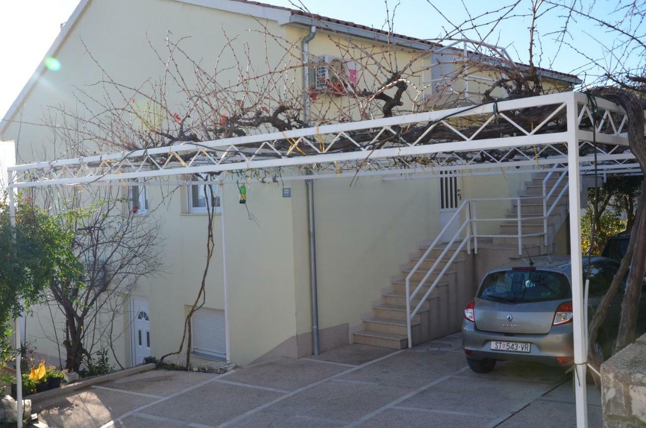 Apartment Jure Trogir Eksteriør bilde